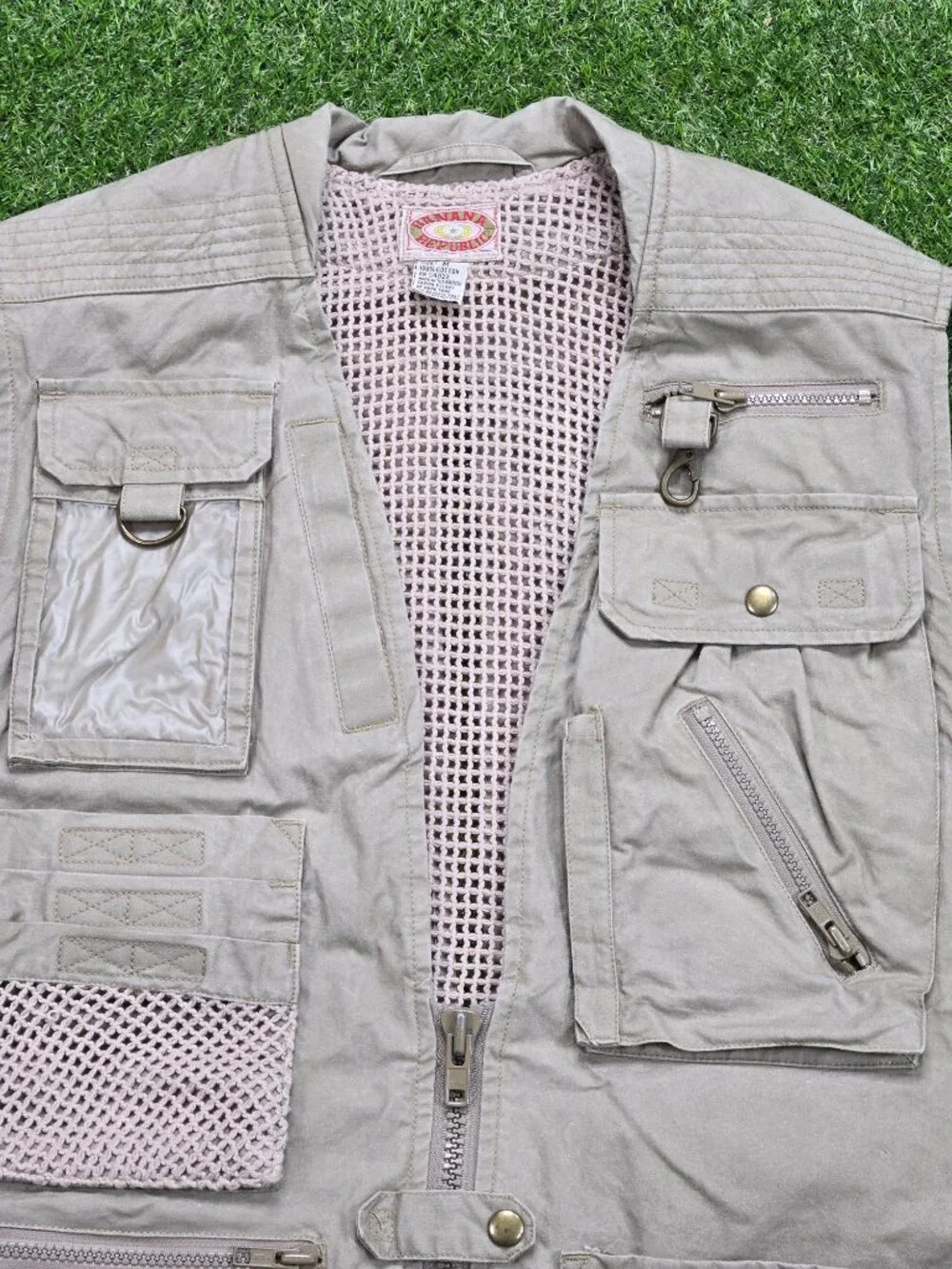 Vintage Banana Republic Vest Mens Medium Beige Safari Multi Pocket Photography